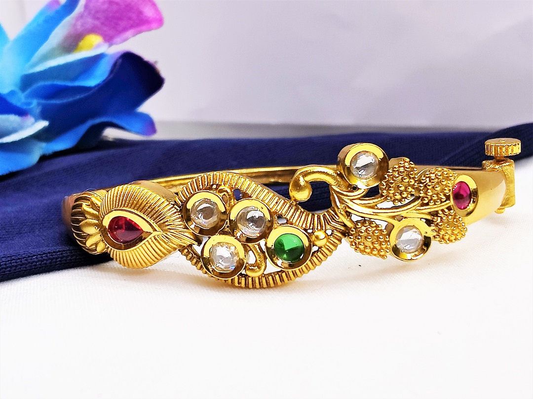 Arghyaa Kundan Ruby Arabic Bracelet